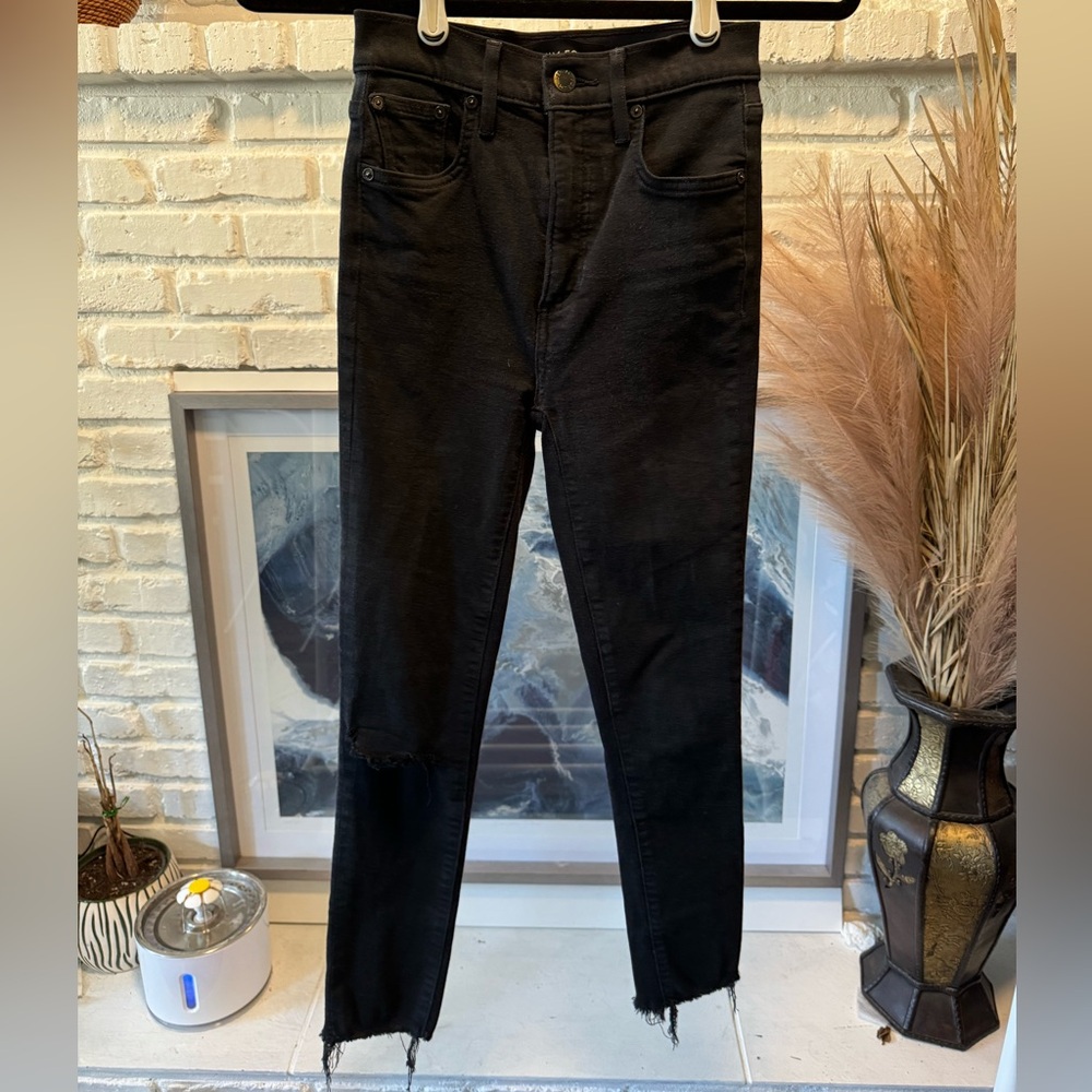 Denim Forum Lola high rise skinny crop size 23